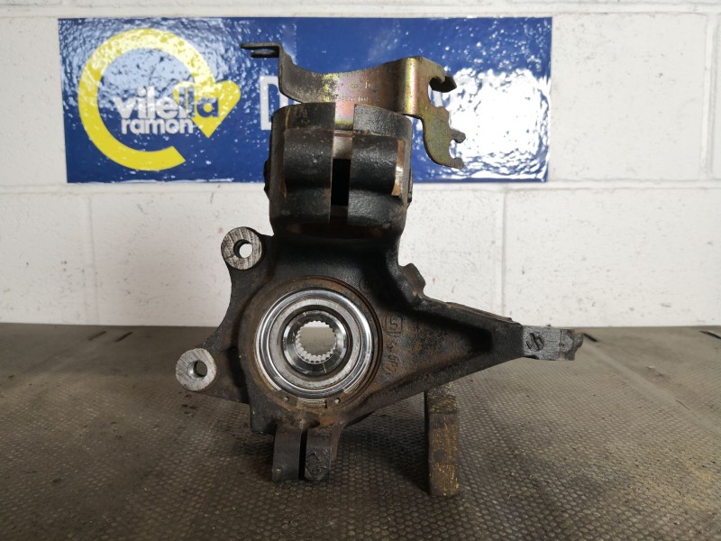 Recambio de mangueta delantera derecha para renault megane classic rxe 1.9dti auto proactiva referencia OEM IAM    Recambio de mangueta delantera derecha para renault megane classic rxe 1.9dti auto proactiva referencia OEM IAM