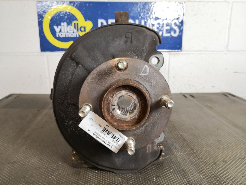 Recambio de mangueta delantera derecha para mitsubishi colt (a150)  | ...  | ... referencia OEM IAM   