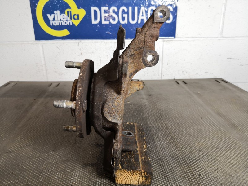 Recambio de mangueta delantera derecha para mitsubishi colt (a150)  | ...  | ... referencia OEM IAM   