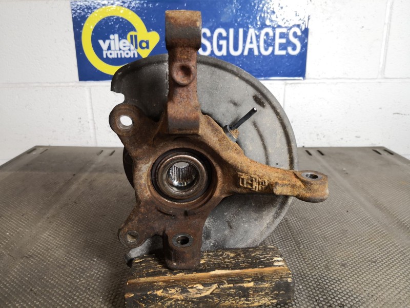 Recambio de mangueta delantera derecha para mitsubishi colt (a150)  | ...  | ... referencia OEM IAM   