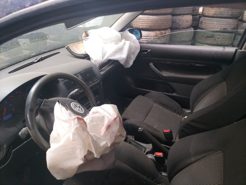 volkswagen golf iv berlina (1j1) del año 1999 volkswagen golf iv berlina (1j1) del año 1999