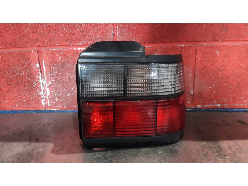 Recambio de piloto trasero derecho para rover 200 214 gsi referencia OEM IAM    Recambio de piloto trasero derecho para rover 200 214 gsi referencia OEM IAM