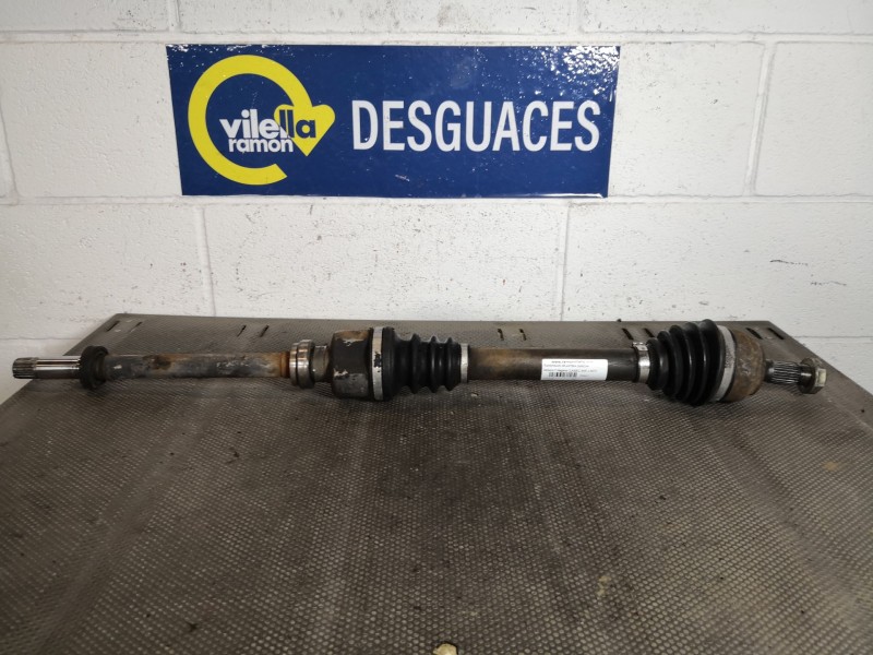 Recambio de transmision delantera derecha para renault megane classic rxe 1.9dti auto proactiva referencia OEM IAM    Recambio de transmision delantera derecha para renault megane classic rxe 1.9dti auto proactiva referencia OEM IAM