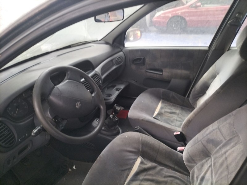 renault megane i fase 2 berlina (ba0)  | 0.99 - 0.02 del año 2000 renault megane i fase 2 berlina (ba0)  | 0.99 - 0.02 del año 2000