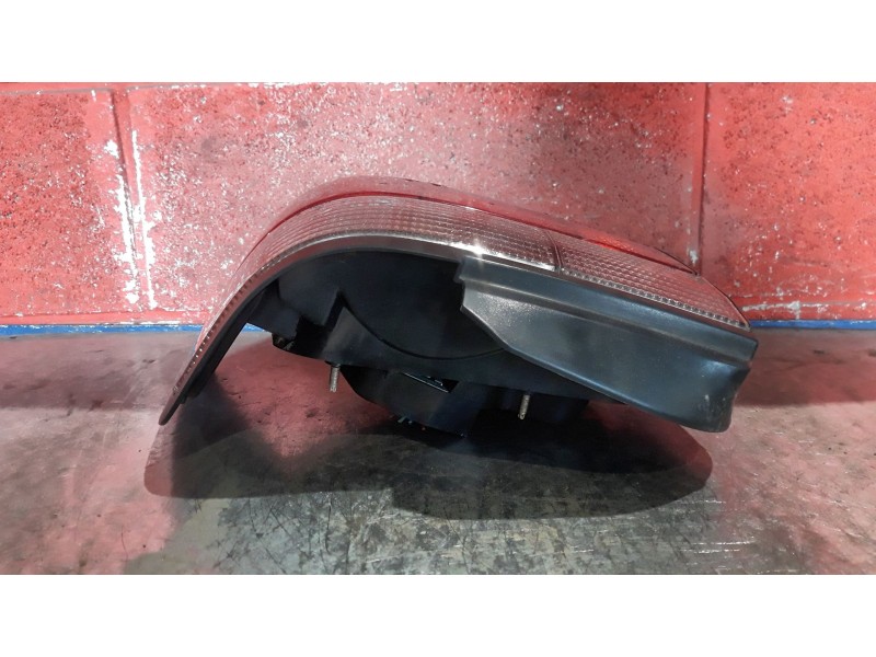 Recambio de piloto trasero derecho para rover 200 214 gsi referencia OEM IAM    Recambio de piloto trasero derecho para rover 200 214 gsi referencia OEM IAM