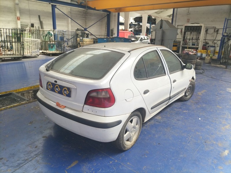 renault megane i fase 2 berlina (ba0)  | 0.99 - 0.02 del año 2000 renault megane i fase 2 berlina (ba0)  | 0.99 - 0.02 del año 2000