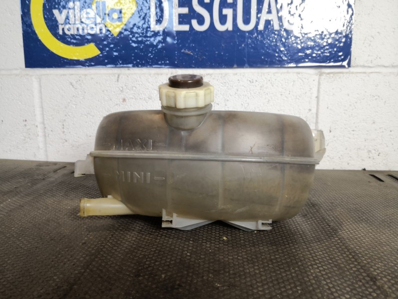 Recambio de deposito expansion para nissan interstar 2.5dci 100 basic l1h1 2.800 referencia OEM IAM   