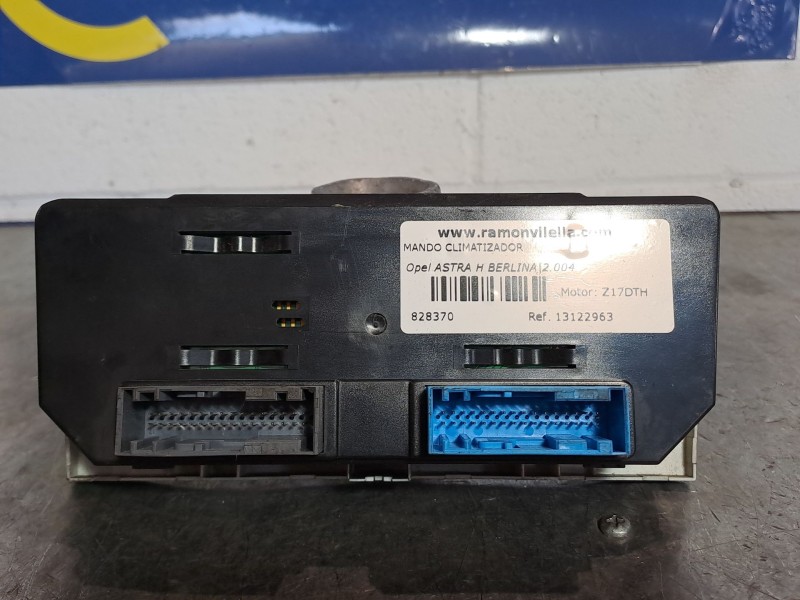 Recambio de mando climatizador para opel astra h berlina referencia OEM IAM 13122963  