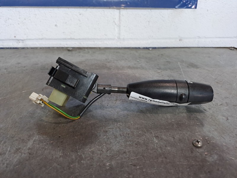 Recambio de mando limpia para daewoo lanos referencia OEM IAM   