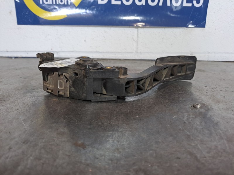 Recambio de pedal acelerador para nissan juke (f15)(06.2010)  | ... (06.2010)  | ... referencia OEM IAM 180021KMOB   Recambio de pedal acelerador para nissan juke (f15)(06.2010)  | ... (06.2010)  | ... referencia OEM IAM 180021KMOB