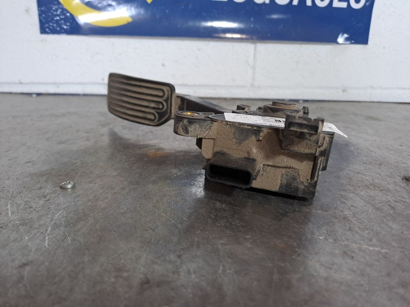 Recambio de pedal acelerador para nissan juke (f15)(06.2010)  | ... (06.2010)  | ... referencia OEM IAM 180021KMOB   Recambio de pedal acelerador para nissan juke (f15)(06.2010)  | ... (06.2010)  | ... referencia OEM IAM 180021KMOB