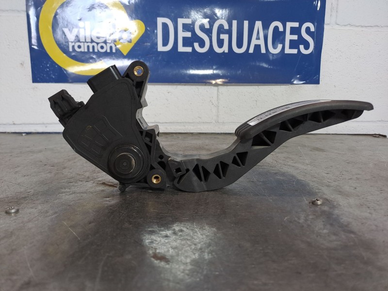Recambio de potenciometro pedal para renault megane iii sport tourer business referencia OEM IAM 180020022R  