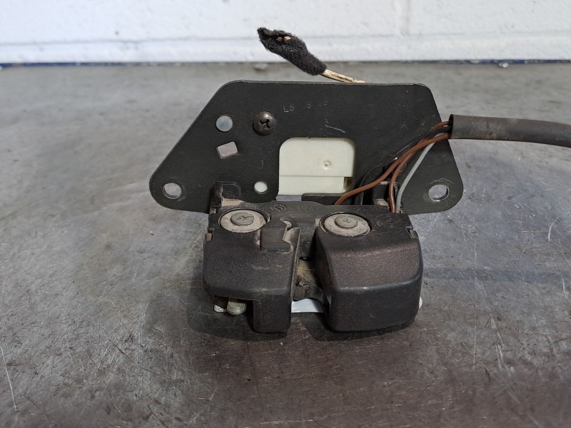 Recambio de cerradura maletero porton para fiat panda (169)  | 0.03 - ...  | 0.03 - ... referencia OEM IAM   