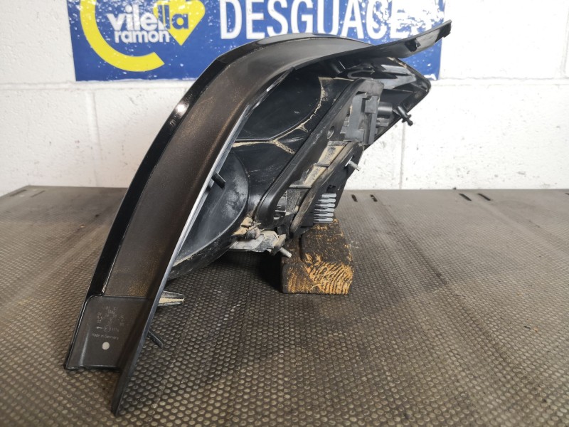 Recambio de piloto trasero izquierdo para opel astra h berlina referencia OEM IAM   