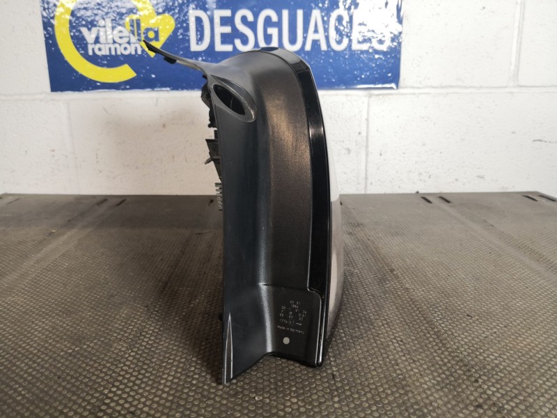 Recambio de piloto trasero derecho para opel astra h berlina referencia OEM IAM   