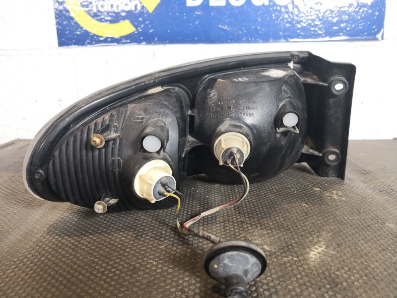 Recambio de piloto trasero derecho para daewoo lanos referencia OEM IAM   