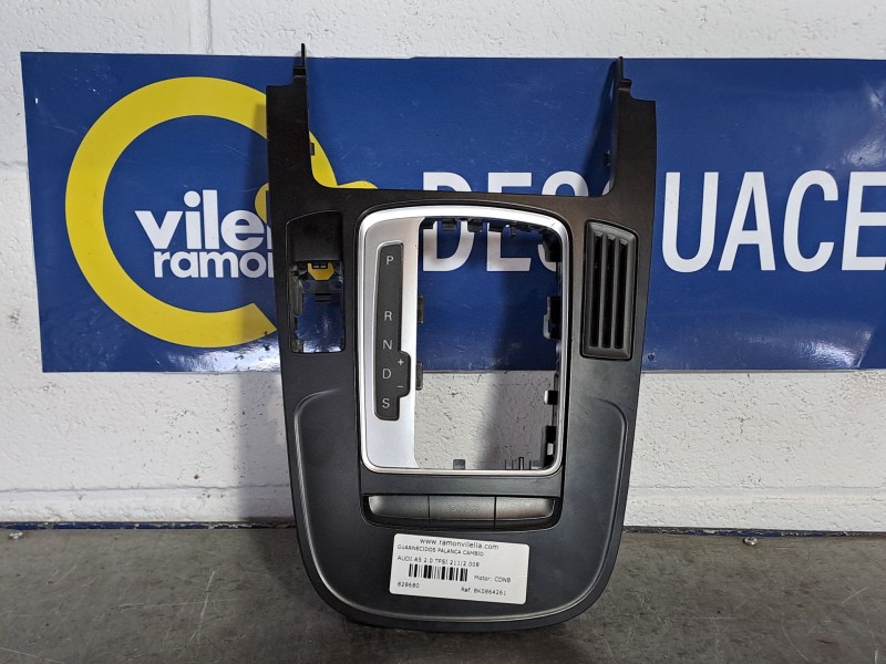 Recambio de guarnecidos palanca cambio para audi a5 2.0 tfsi 211 referencia OEM IAM 8K0864261 8K0959673 8K1713463