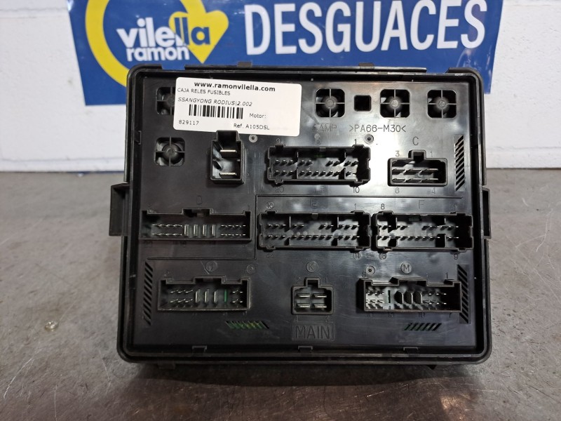 Recambio de caja reles fusibles para ssangyong rodius 330 mh td referencia OEM IAM A105DSL   Recambio de caja reles fusibles para ssangyong rodius 330 mh td referencia OEM IAM A105DSL