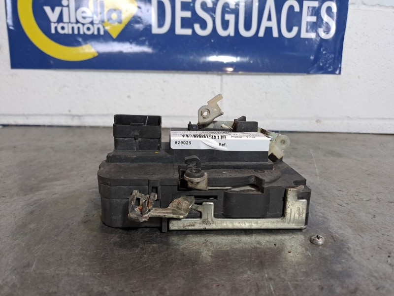 Recambio de cerradura puerta delantera derecha para citroen berlingo  | 0.02 - ...  | 0.02 - ... referencia OEM IAM   