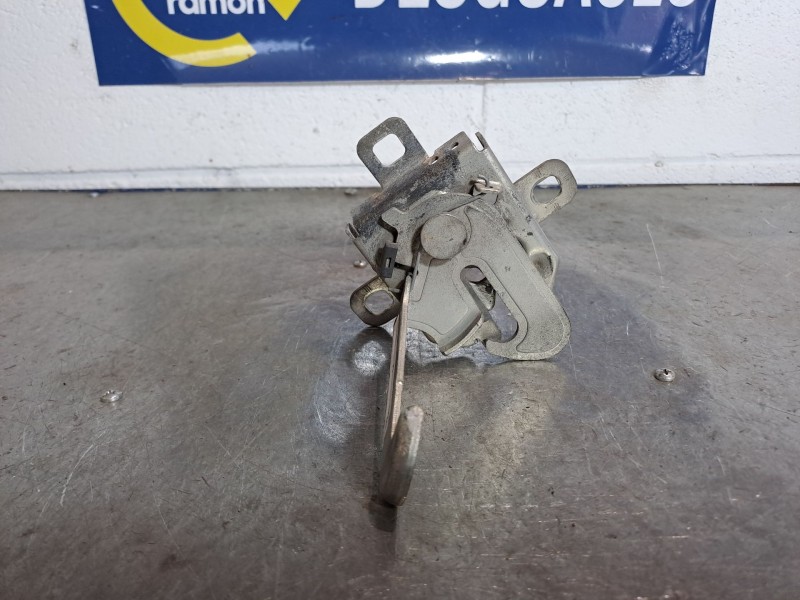 Recambio de cerradura capot para fiat punto 1.3 multijet 16v 90 dynamic referencia OEM IAM    Recambio de cerradura capot para fiat punto 1.3 multijet 16v 90 dynamic referencia OEM IAM