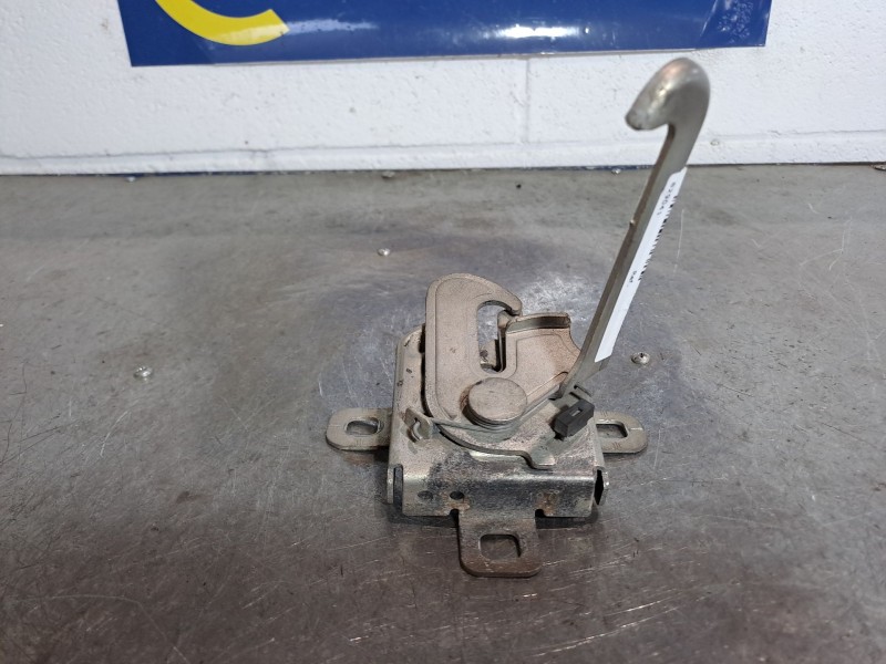 Recambio de cerradura capot para fiat punto 1.3 multijet 16v 90 dynamic referencia OEM IAM    Recambio de cerradura capot para fiat punto 1.3 multijet 16v 90 dynamic referencia OEM IAM