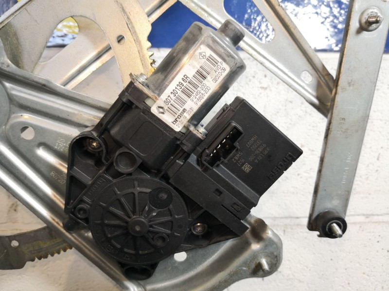 Recambio de elevalunas delantero derecho para renault megane iii sport tourer business referencia OEM IAM   