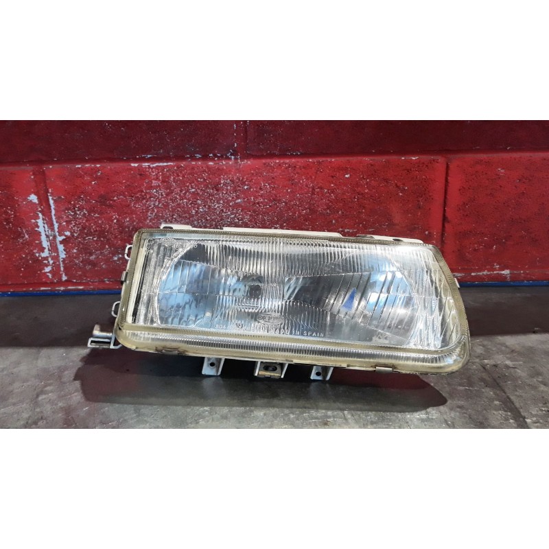 Recambio de faro derecho para volkswagen polo berlina (6n1) air | 09.94 - 12.98 air | 09.94 - 12.98 referencia OEM IAM   
