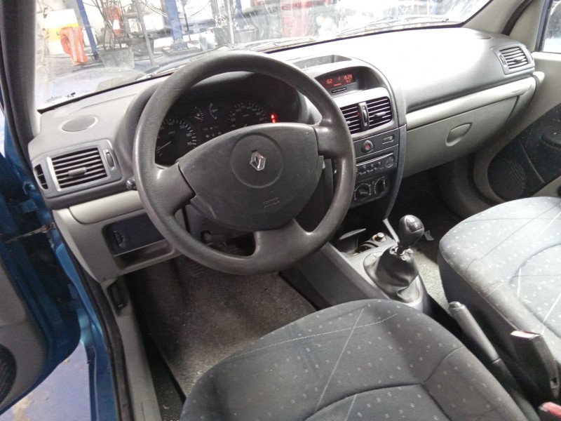 renault clio ii fase ii (b/cb0) del año 2003