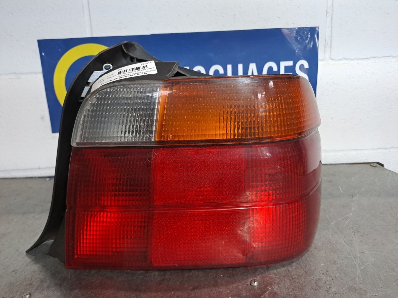 Recambio de piloto trasero derecho para bmw serie 3 compacto (e36) 1.6 cat referencia OEM IAM    Recambio de piloto trasero derecho para bmw serie 3 compacto (e36) 1.6 cat referencia OEM IAM