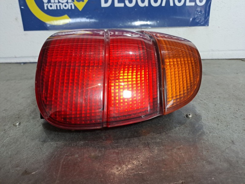 Recambio de piloto trasero derecho para bmw serie 3 compacto (e36) 1.6 cat referencia OEM IAM    Recambio de piloto trasero derecho para bmw serie 3 compacto (e36) 1.6 cat referencia OEM IAM