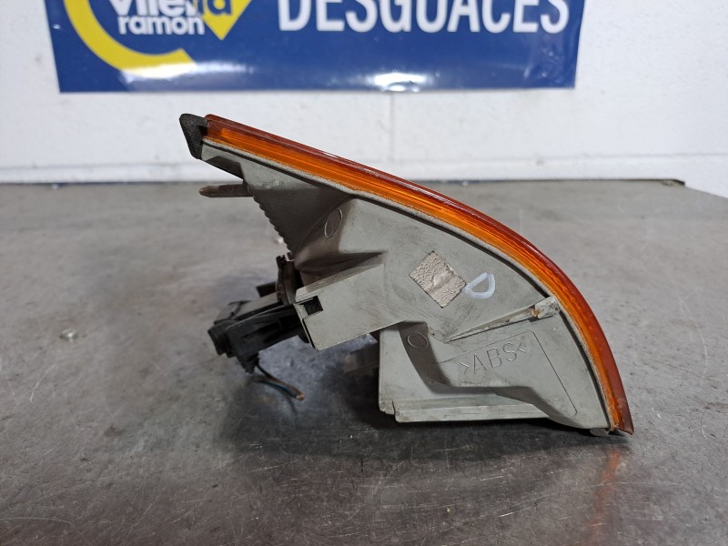 Recambio de piloto delantero derecho para bmw serie 3 compacto (e36) 1.6 cat referencia OEM IAM    Recambio de piloto delantero derecho para bmw serie 3 compacto (e36) 1.6 cat referencia OEM IAM