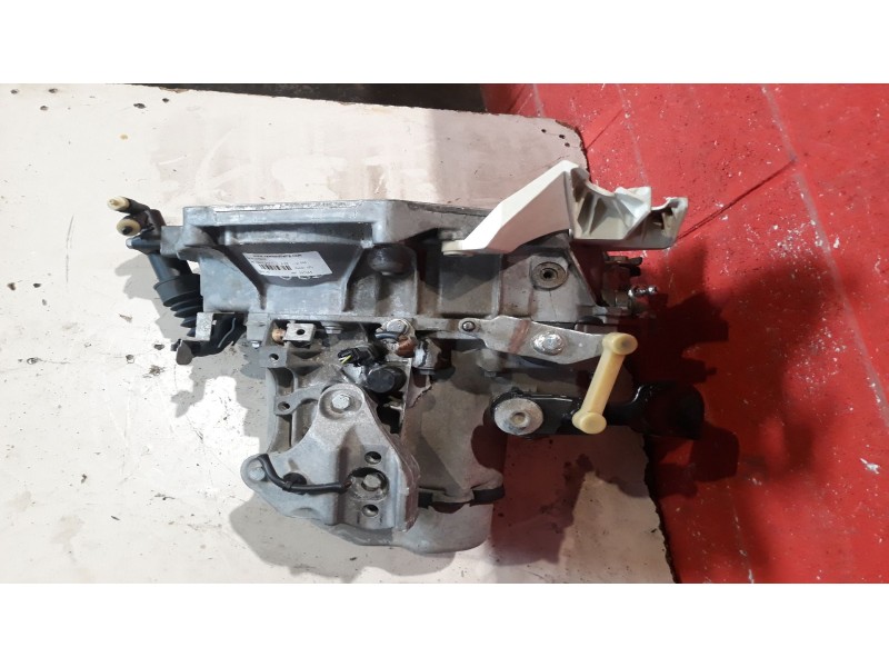 Recambio de caja cambios para peugeot 207  | 0.06 - ...  | 0.06 - ... referencia OEM IAM 20CQ65  