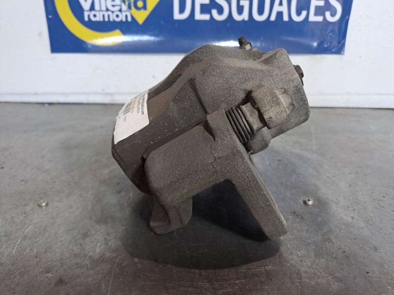 Recambio de pinza freno delantera derecha para ssangyong rodius 330 mh td referencia OEM IAM    Recambio de pinza freno delantera derecha para ssangyong rodius 330 mh td referencia OEM IAM