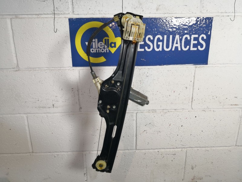 Recambio de elevalunas trasero derecho para bmw x5 (e53) 3.0 24v turbodiesel cat referencia OEM IAM 7137030S   Recambio de elevalunas trasero derecho para bmw x5 (e53) 3.0 24v turbodiesel cat referencia OEM IAM 7137030S