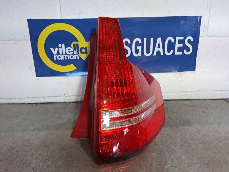 Recambio de piloto trasero derecho para citroen c4 berlina 1.6 16v hdi fap referencia OEM IAM   