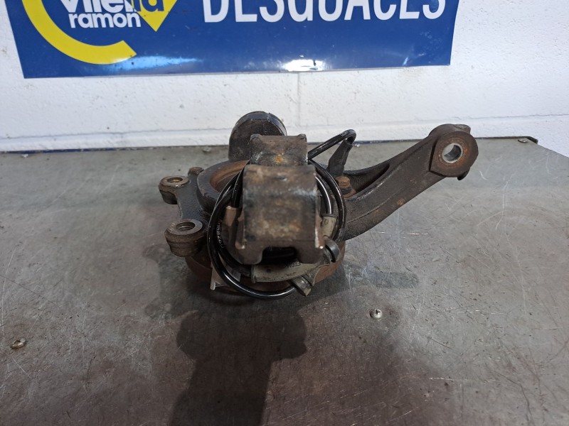 Recambio de mangueta delantera izquierda para citroen c4 berlina 1.6 16v hdi fap referencia OEM IAM   