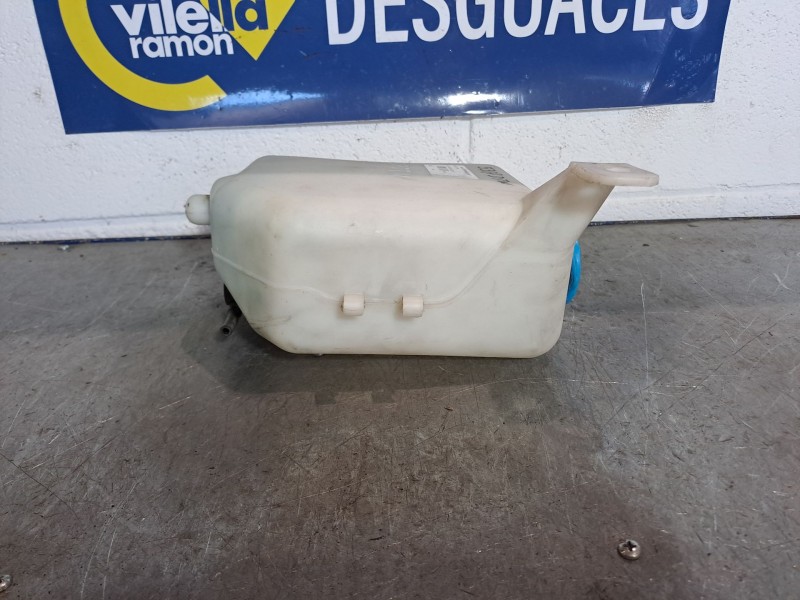 Recambio de deposito limpia para ssangyong rodius 330 mh td referencia OEM IAM    Recambio de deposito limpia para ssangyong rodius 330 mh td referencia OEM IAM