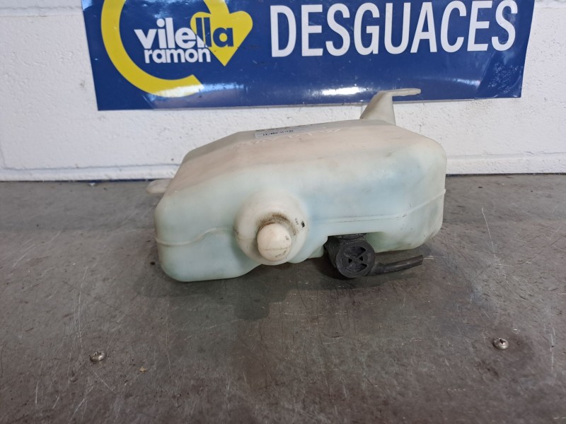 Recambio de deposito limpia para ssangyong rodius 330 mh td referencia OEM IAM    Recambio de deposito limpia para ssangyong rodius 330 mh td referencia OEM IAM