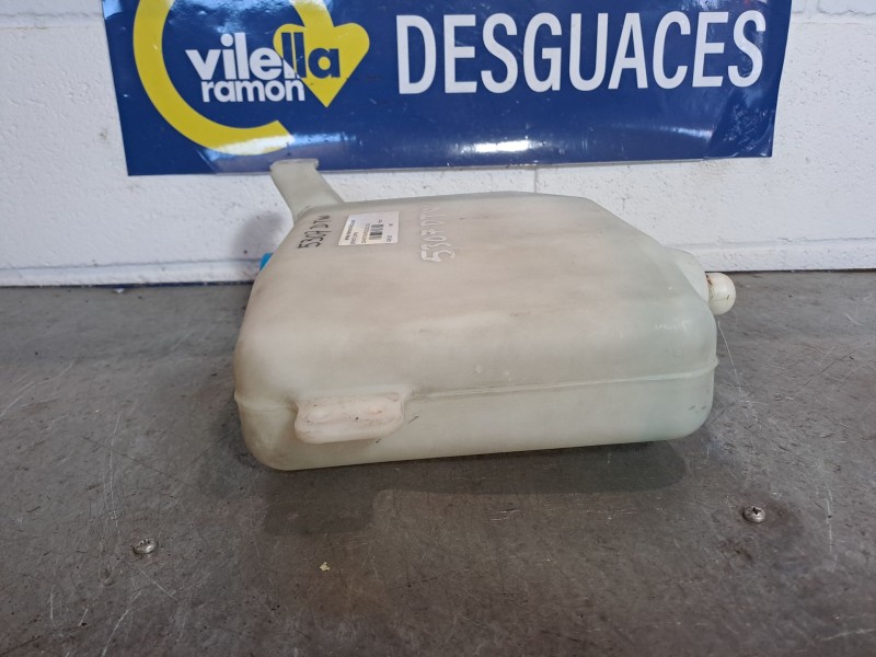 Recambio de deposito limpia para ssangyong rodius 330 mh td referencia OEM IAM    Recambio de deposito limpia para ssangyong rodius 330 mh td referencia OEM IAM