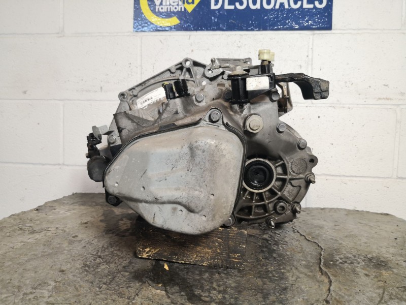 Recambio de caja cambios para citroen c3 1.4 audace referencia OEM IAM 20CQ13  