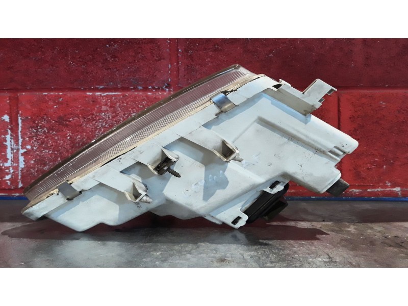 Recambio de faro izquierdo para volkswagen polo berlina (6n1) air | 09.94 - 12.98 air | 09.94 - 12.98 referencia OEM IAM   