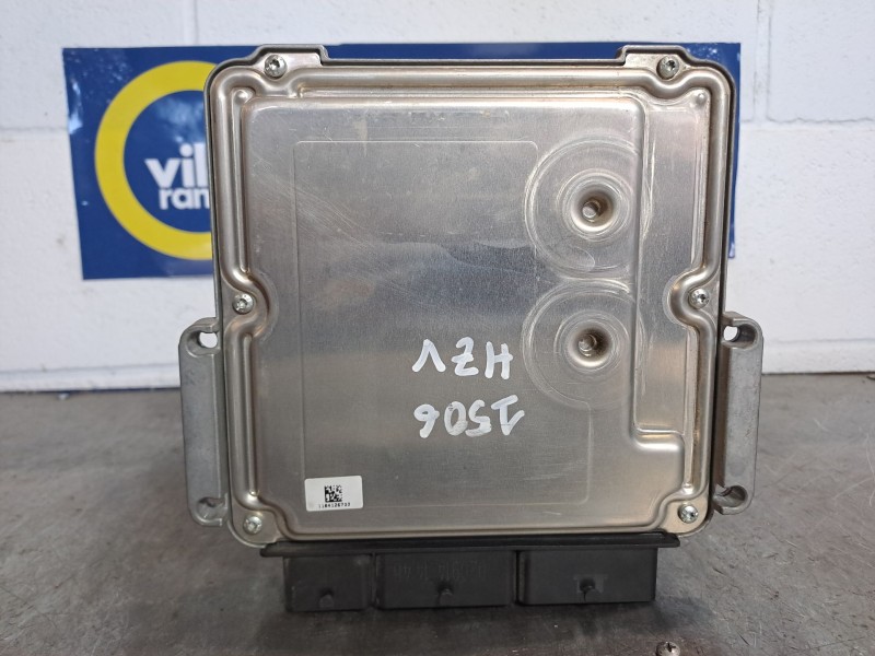 Recambio de centralita motor uce para renault kangoo dynamique referencia OEM IAM 0281030899  