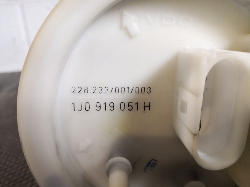Recambio de aforador para volkswagen golf iv berlina (1j1) 1.6 referencia OEM IAM 1J0919051H 228233001003 