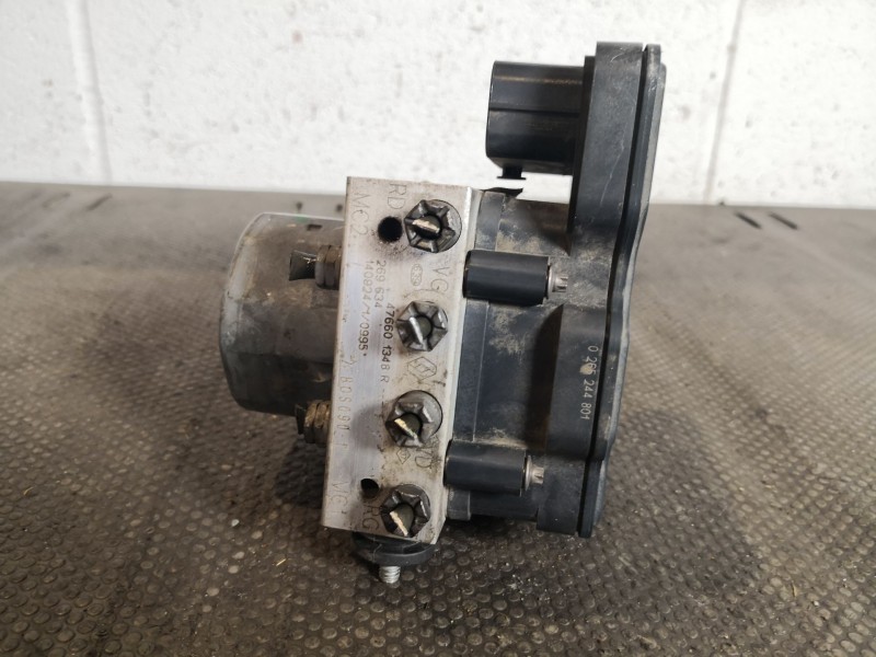 Recambio de abs para renault kangoo dynamique referencia OEM IAM 0265956285 476601348R 
