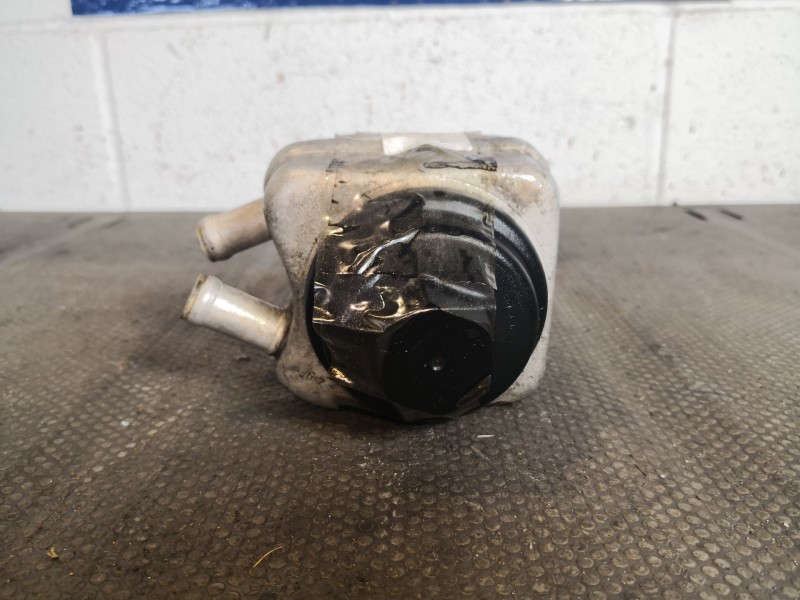 Recambio de enfriador aceite motor para seat ibiza (6l1) 1.9 sdi | 0.02 - ... ibiza (6l1) 1.9 sdi | 0.02 - ... referencia OEM IA Recambio de enfriador aceite motor para seat ibiza (6l1) 1.9 sdi | 0.02 - ... ibiza (6l1) 1.9 sdi | 0.02 - ... referencia OEM IA