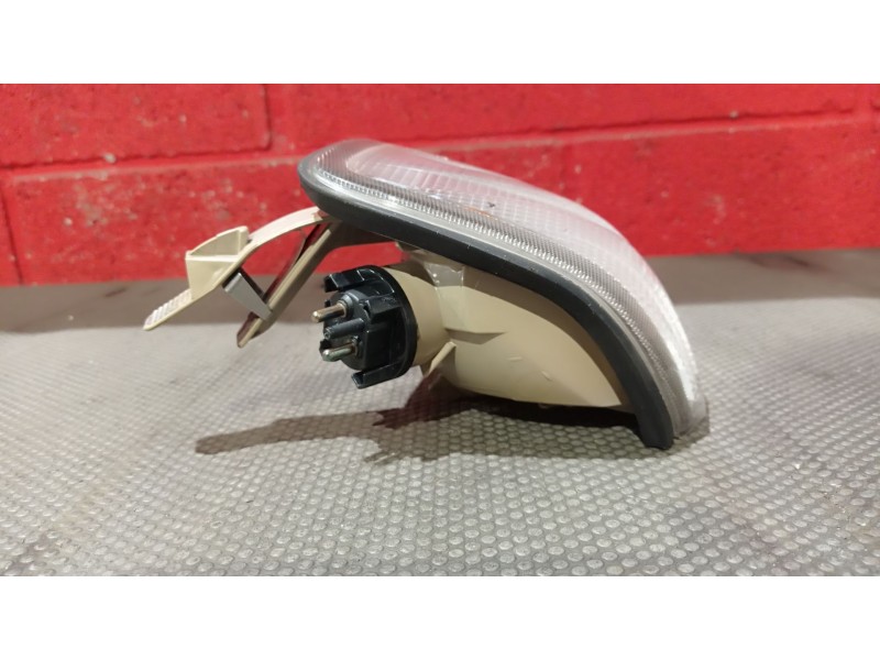 Recambio de piloto delantero izquierdo para mercedes clase c (w202) berlina 180 (202.018) referencia OEM IAM    Recambio de piloto delantero izquierdo para mercedes clase c (w202) berlina 180 (202.018) referencia OEM IAM