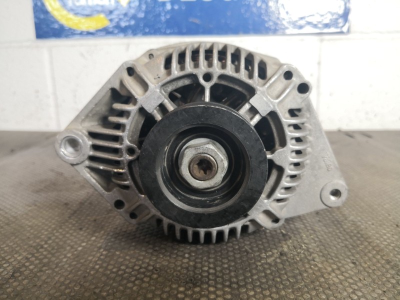 Recambio de alternador para renault megane classic rn 1.6e referencia OEM IAM A13VI212 7700424583  Recambio de alternador para renault megane classic rn 1.6e referencia OEM IAM A13VI212 7700424583