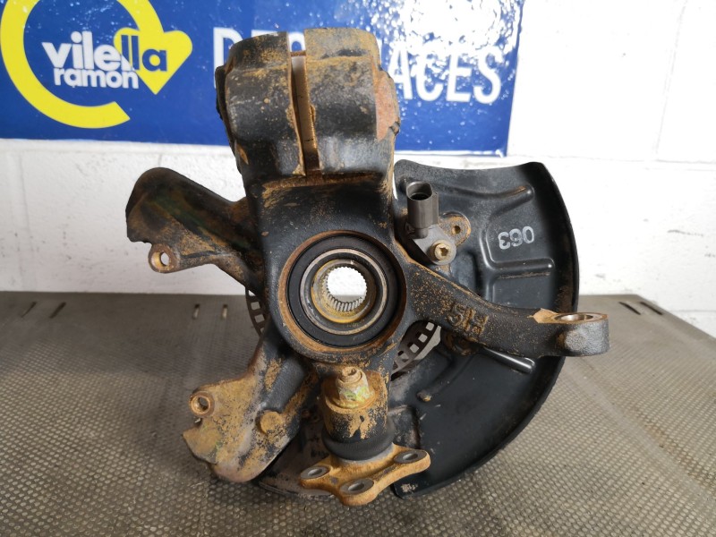 Recambio de mangueta delantera derecha para volkswagen golf iv berlina (1j1) 1.6 referencia OEM IAM   