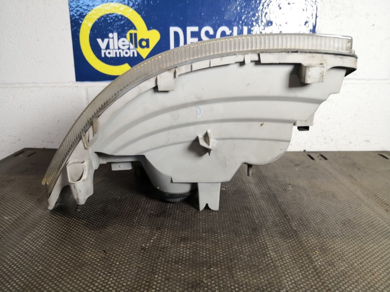 Recambio de faro derecho para opel movano (2004 =>)  | ... movano (2004 =>)  | ... referencia OEM IAM 8200163518E   Recambio de faro derecho para opel movano (2004 =>)  | ... movano (2004 =>)  | ... referencia OEM IAM 8200163518E