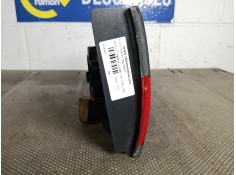 Recambio de piloto porton izquierdo para renault megane classic rn 1.6e referencia OEM IAM 7700838532   2